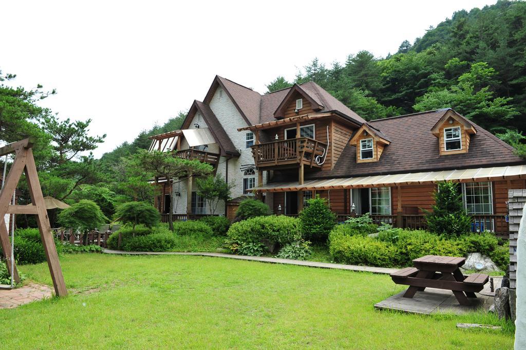Bench House Villa Pyeongchang Ngoại thất bức ảnh