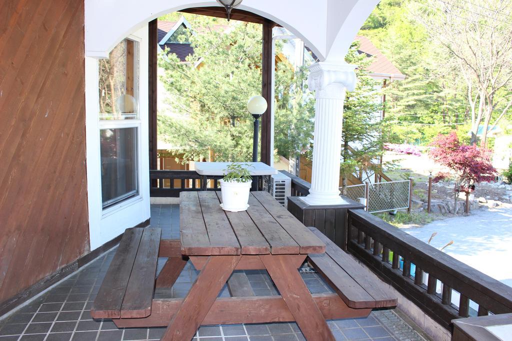 Bench House Villa Pyeongchang Ngoại thất bức ảnh